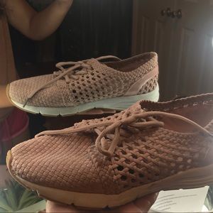 Shoedazzle Woven Pink Sneakers